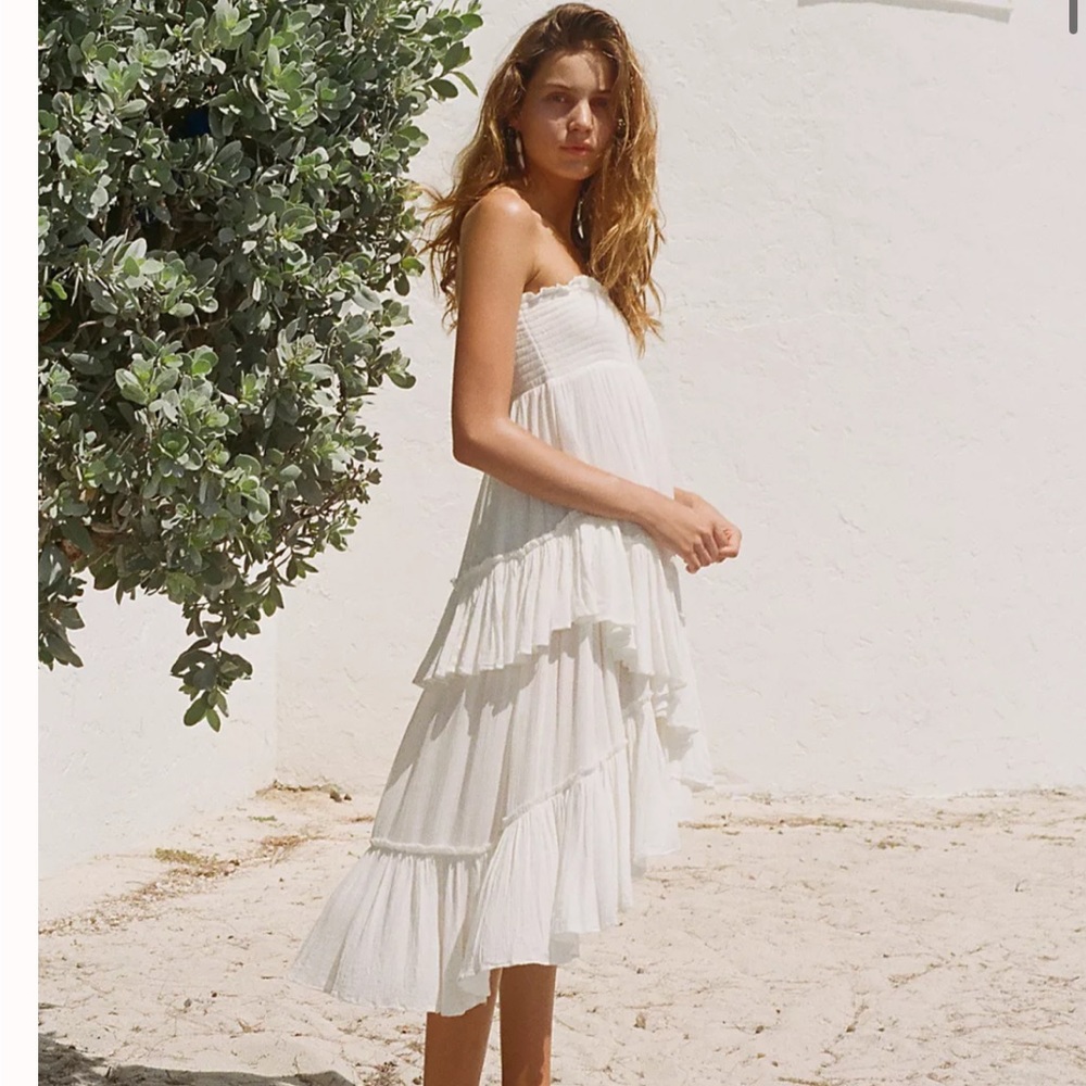 Free people the convertible skirt (white)  or strapless dress size small